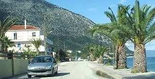 Marabou 3* Poros (Kefalonia)