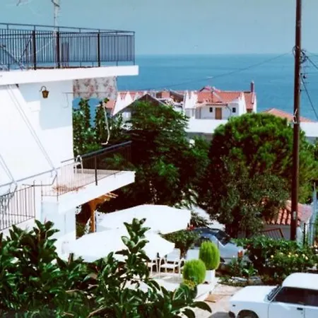 Pensionat Marabou Poros (Kefalonia)