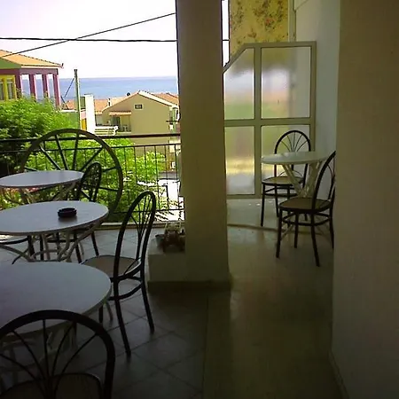 Pensionat Marabou Poros (Kefalonia)