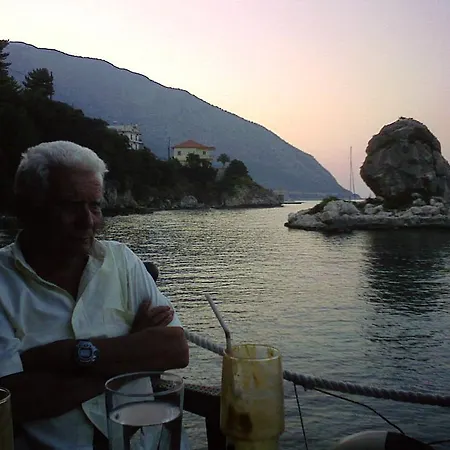 Marabou Poros (Kefalonia)
