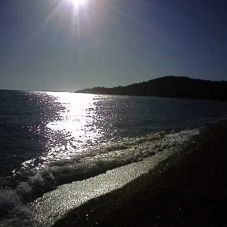 Marabou Poros (Kefalonia)